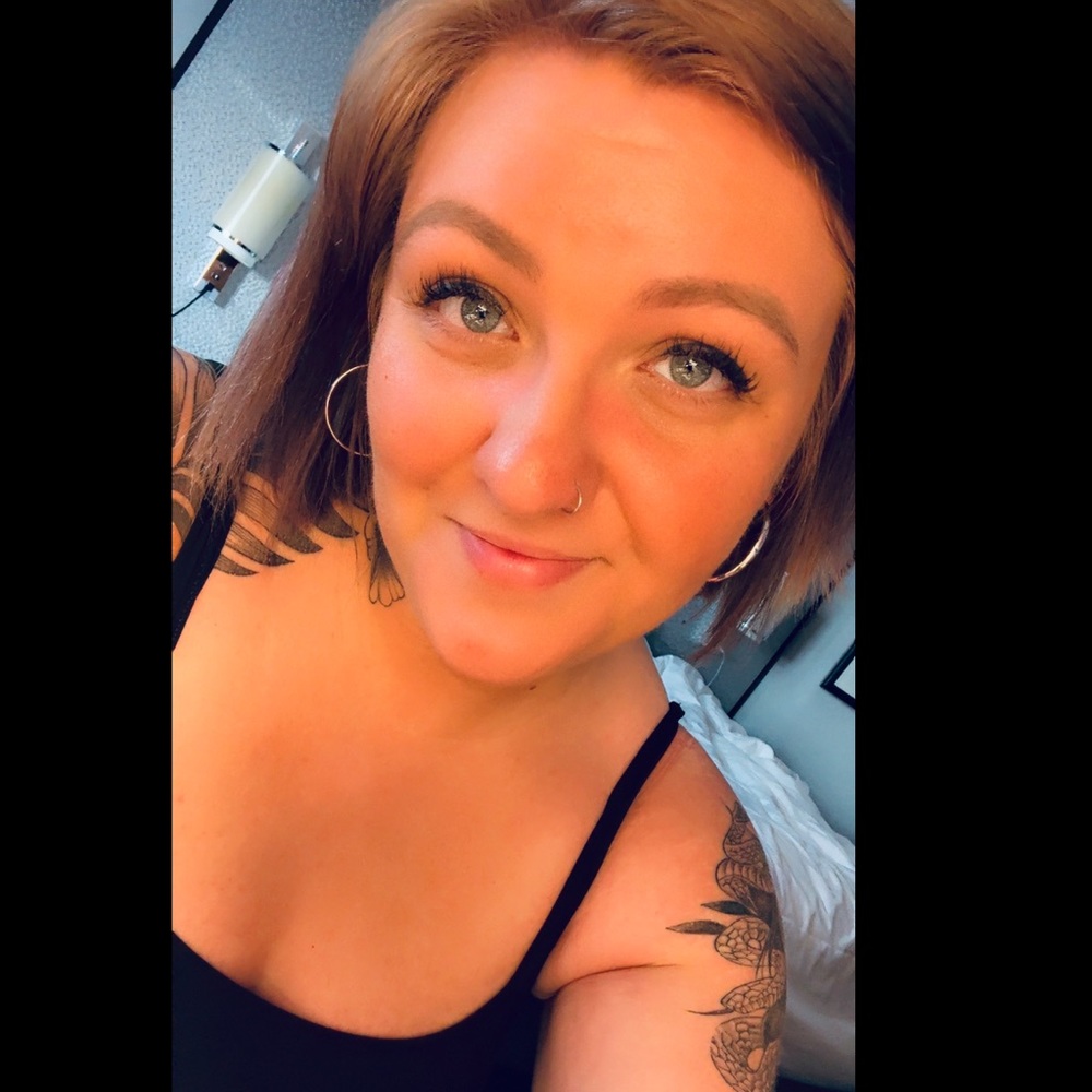 Meet your Posher, Ally